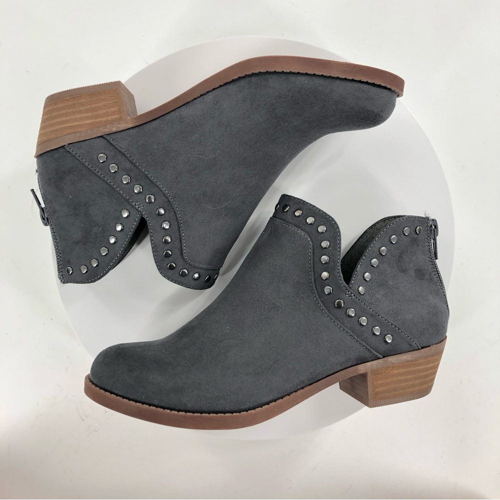 NWOT jean grey blue bootie